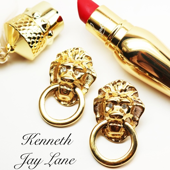 ✨ VINTAGE KJL Lion's Head Doorknocker Earrings 🌟 - Picture 2 of 16